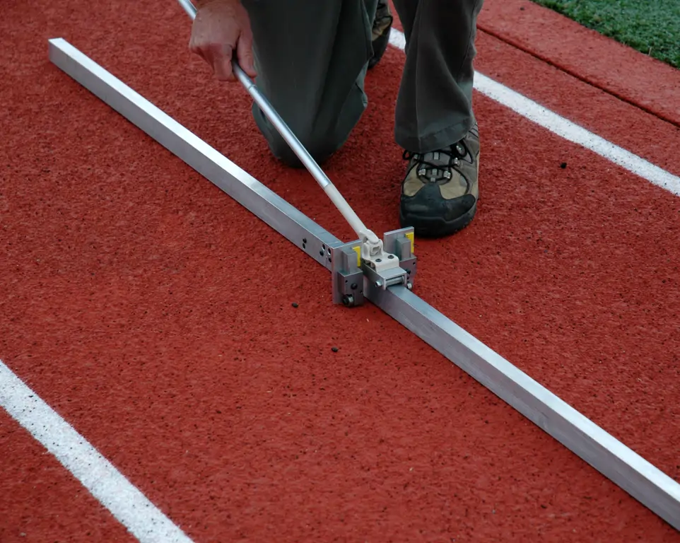 CPA Calibration Trolly on Straight Edge 